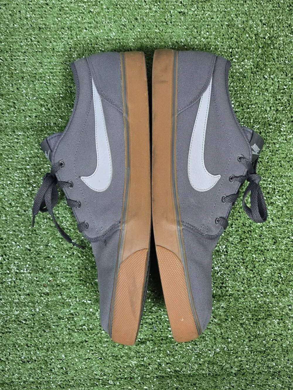 Nike Toki Cotton Canvas Low Laced Gum Sole Sneakers Dark Grey Size 14